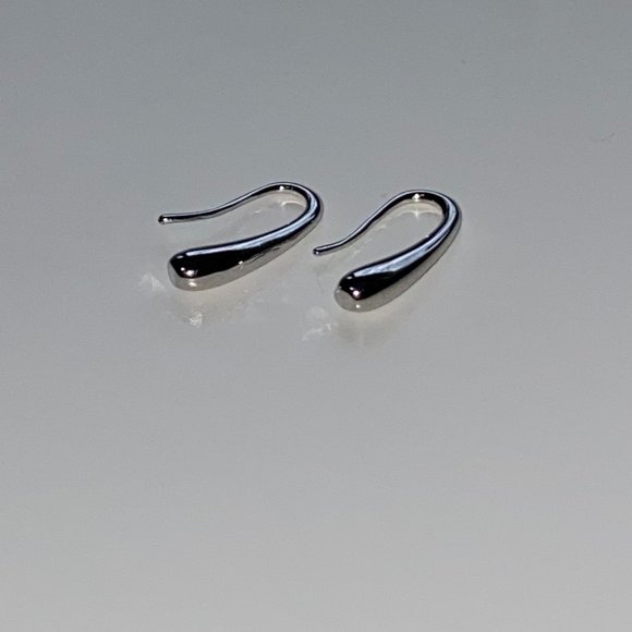 S925 Stamped Sterling Silver Small Water Drop Earrings - Picture 6 of 7